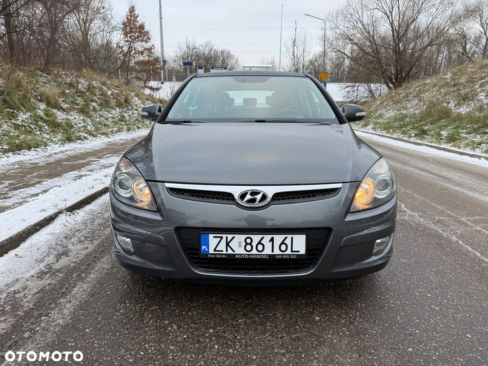 Hyundai i30 1.4 Blue Comfort - 22