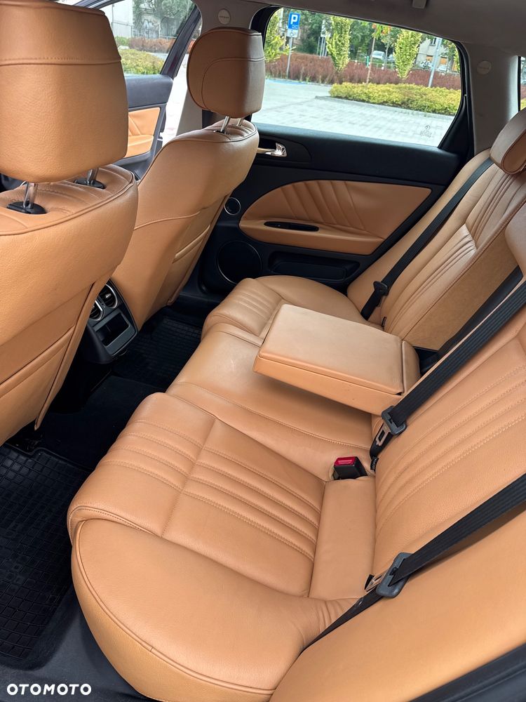Alfa Romeo 159 1.9JTDM Distinctive - 16