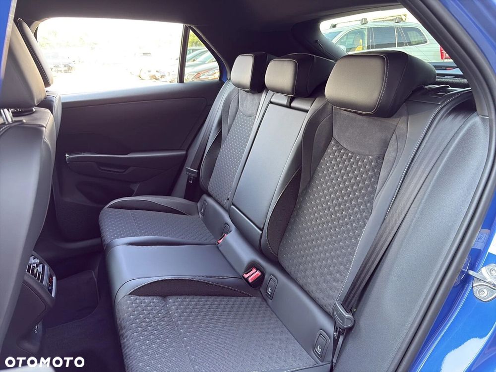 Volkswagen T-Roc 1.5 eTSI R-Line DSG - 26