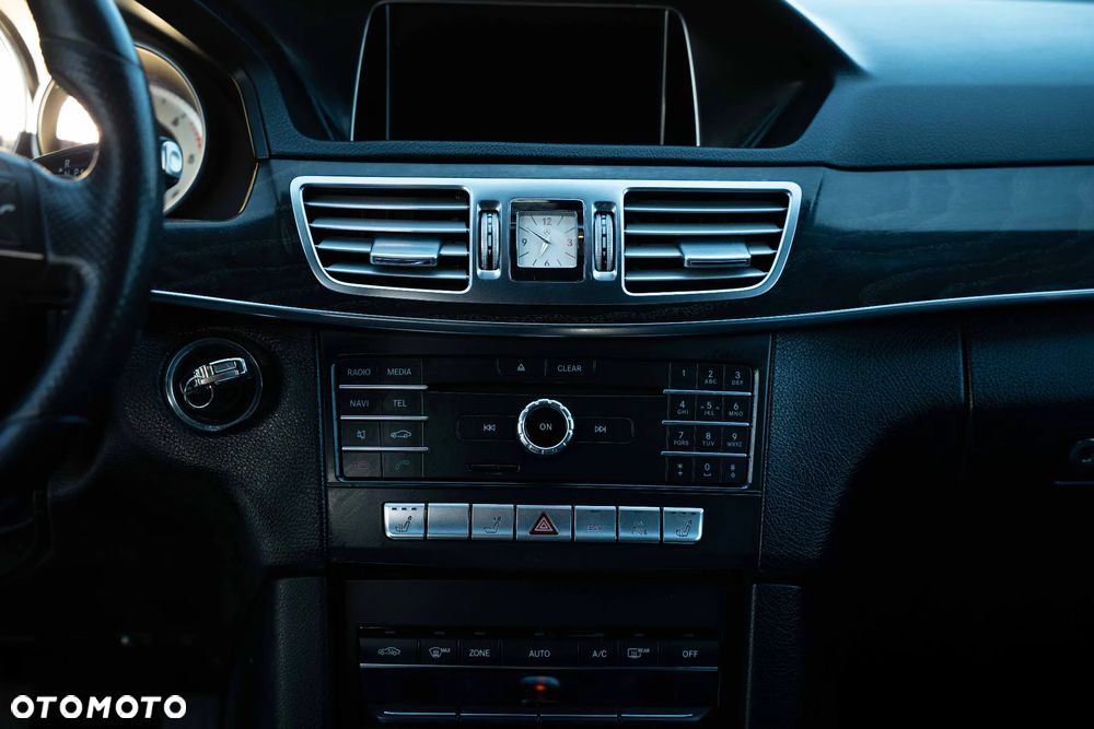 Mercedes-Benz Klasa E 220 BlueTEC BlueEFFICIENCY Edition 9G-TRONIC Avantgarde - 20