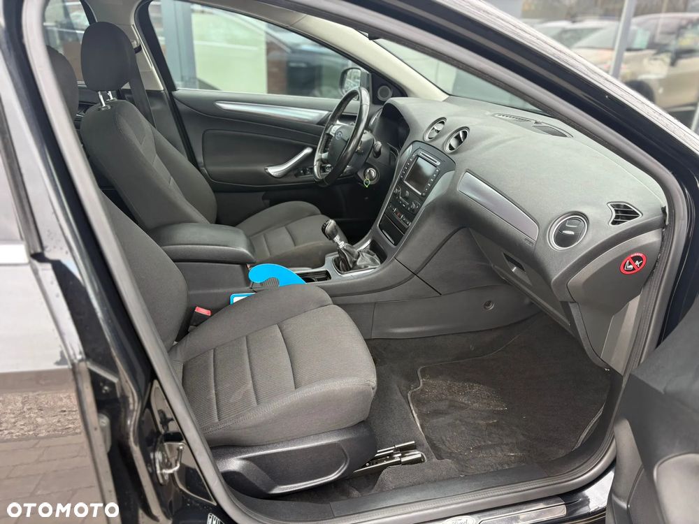 Ford Mondeo SW 1.6 TDCi Ambiente - 9