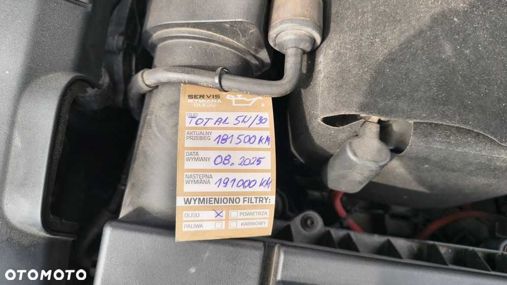 Volkswagen Golf 1.6 TDI Comfortline - 8