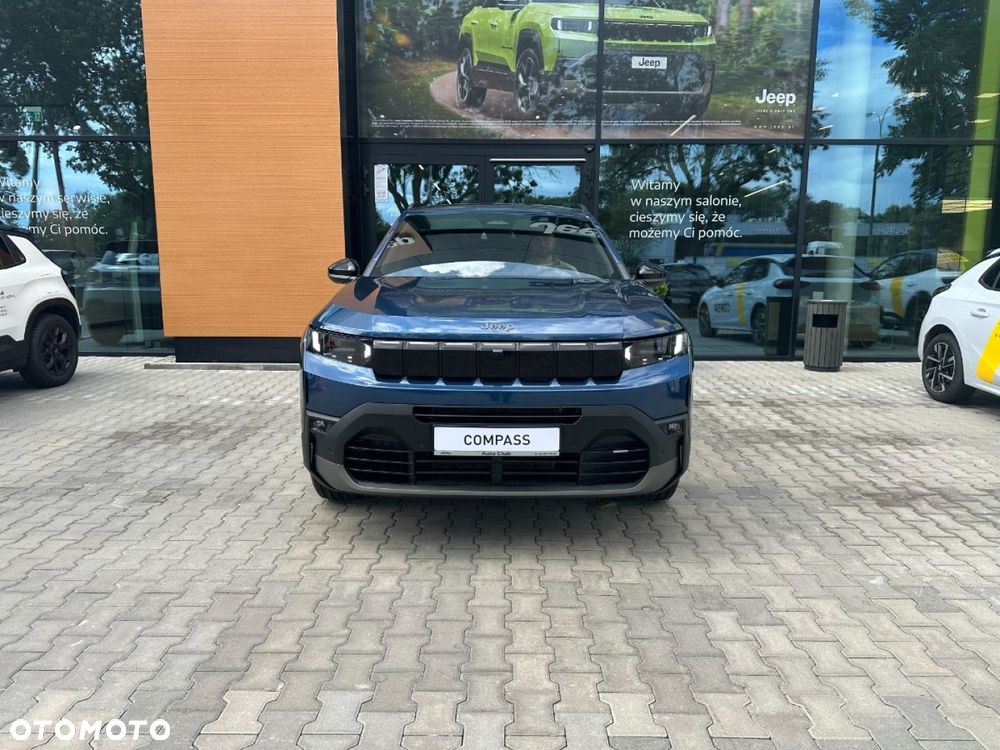 Jeep Compass - 4
