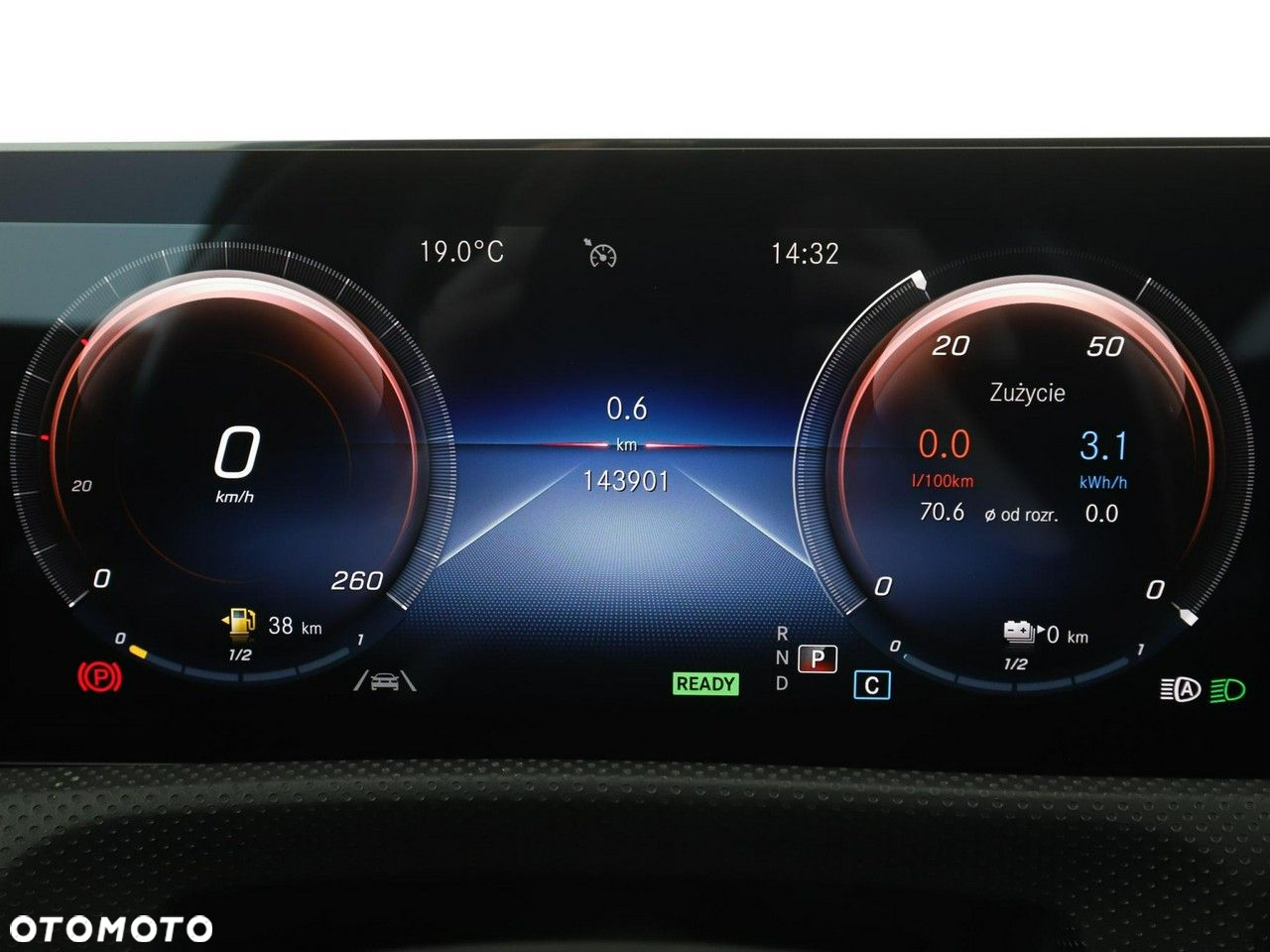 Mercedes-Benz CLA 250 E Progressive 8G-DCT - 22