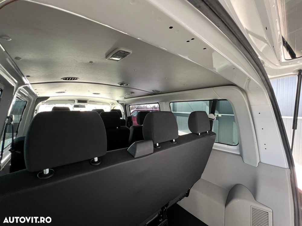 Volkswagen Transporter - 7