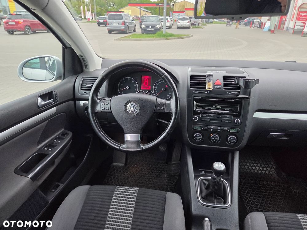 Volkswagen Golf 1.6 United - 15