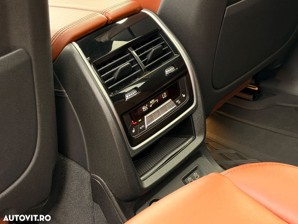 BMW X7 M50d - 23