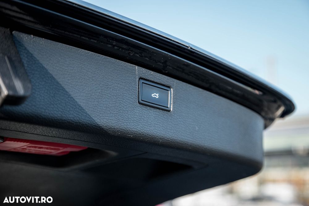 Volkswagen Passat 1.6 TDI DPF BlueMotion Technology Highline - 27