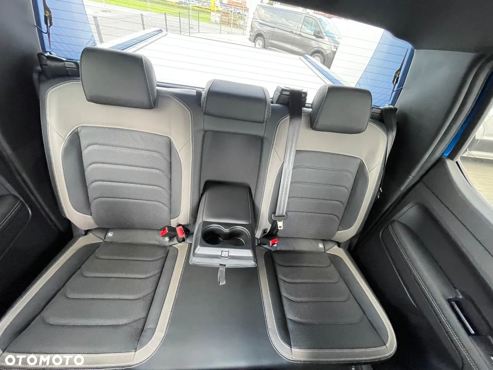 Volkswagen Amarok 3.0 V6 TDI 4Mot Aventura - 38