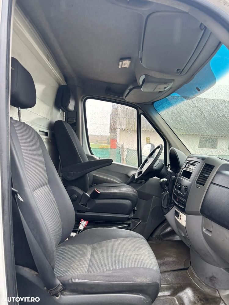 Mercedes-Benz SPRINTER - 5