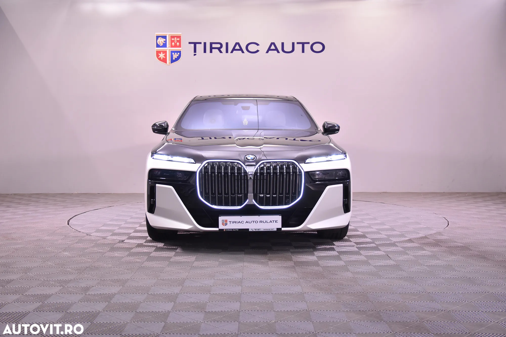 BMW Seria 7 750e xDrive AT PHEV - 8