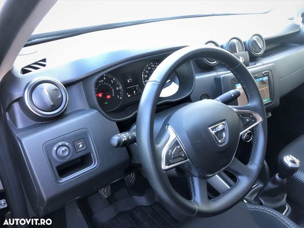 Dacia Duster 1.5 dCi 4x4 Laureate - 11