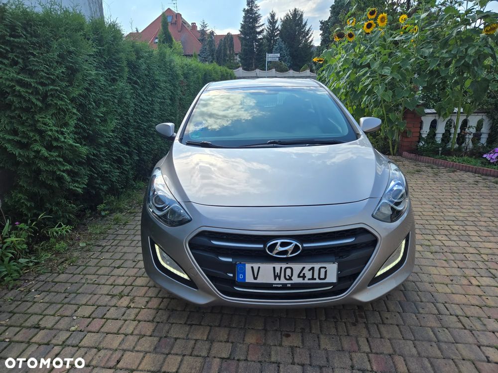 Hyundai i30 1.4 White Edition - 3