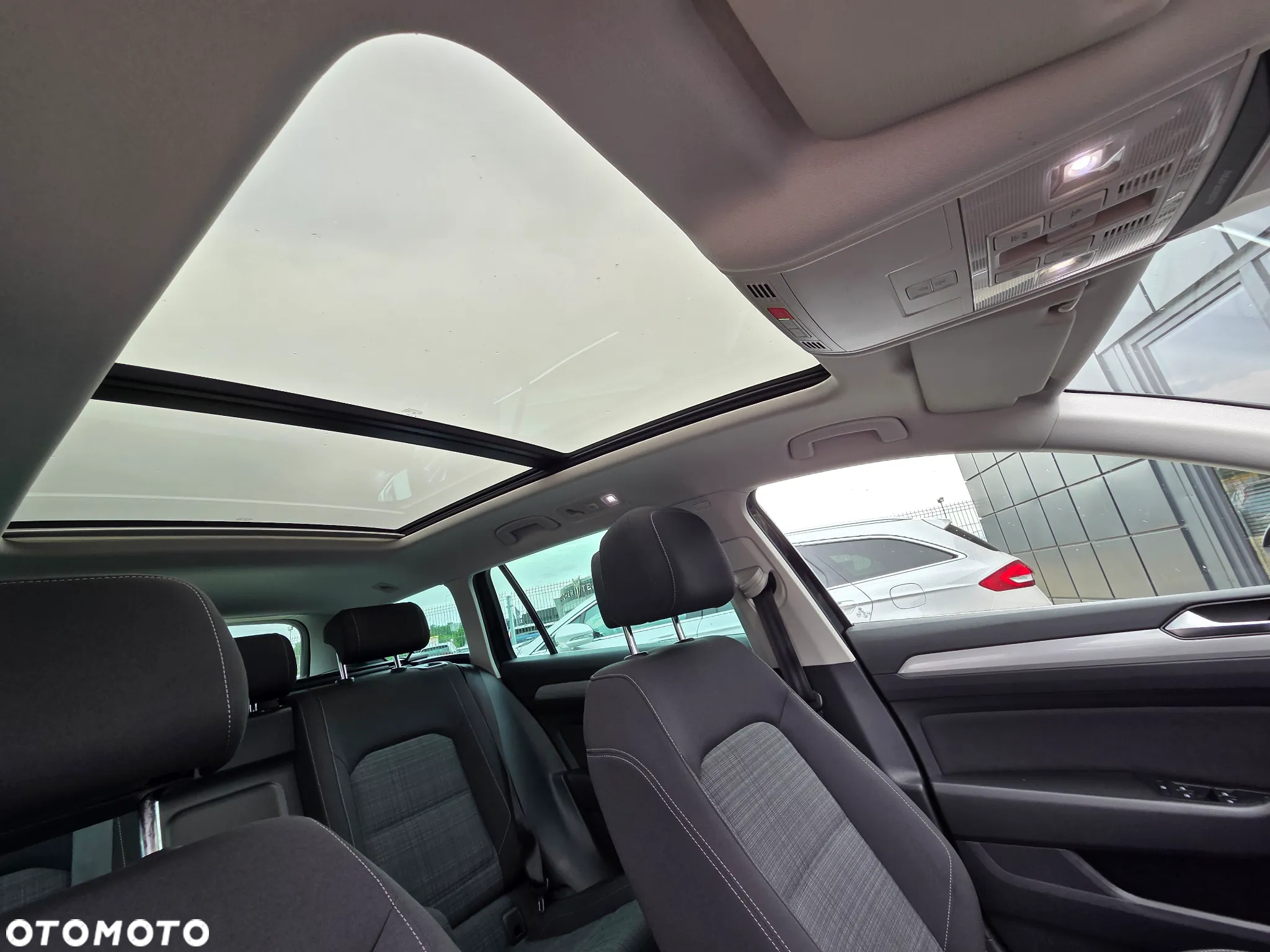 Volkswagen Passat 2.0 TDI EVO Business - 39