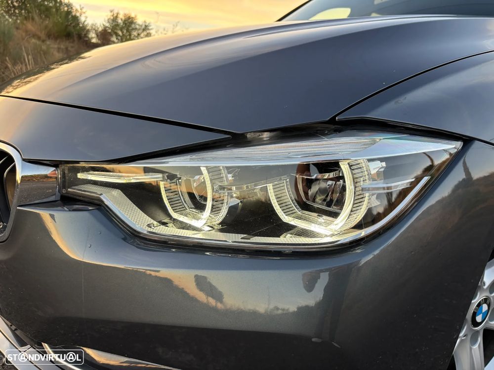 BMW 318 d Touring Line Sport Shadow Auto - 4