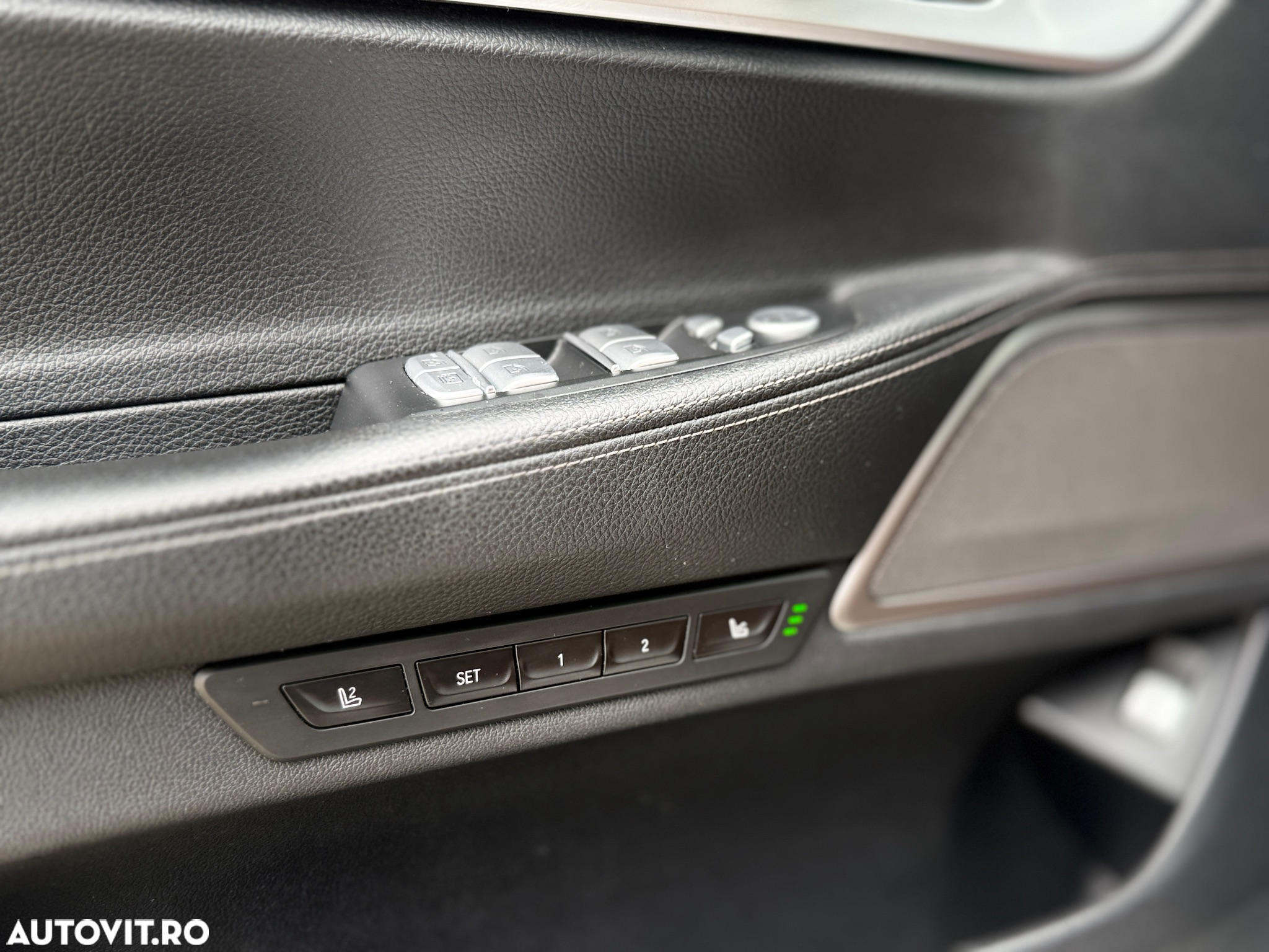 BMW Seria 7 730d xDrive - 26