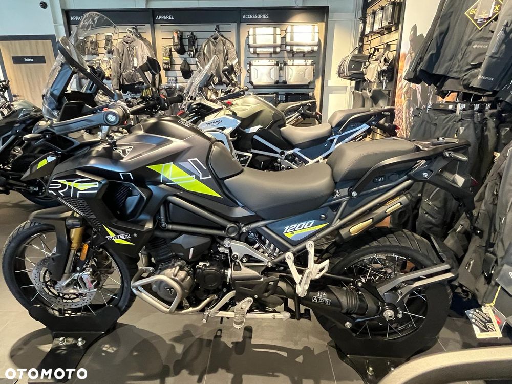 Triumph Tiger - 22