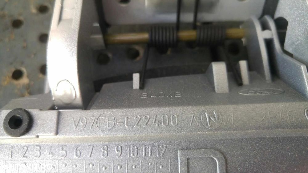 Maner usa dreapta fata ford puma ec v97fbc22400a - 3