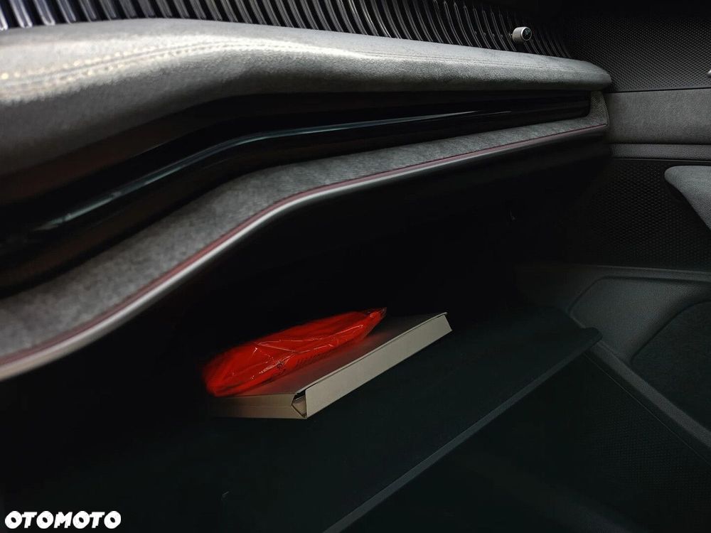 Skoda Superb 1.5 TSI mHEV Selection DSG - 25