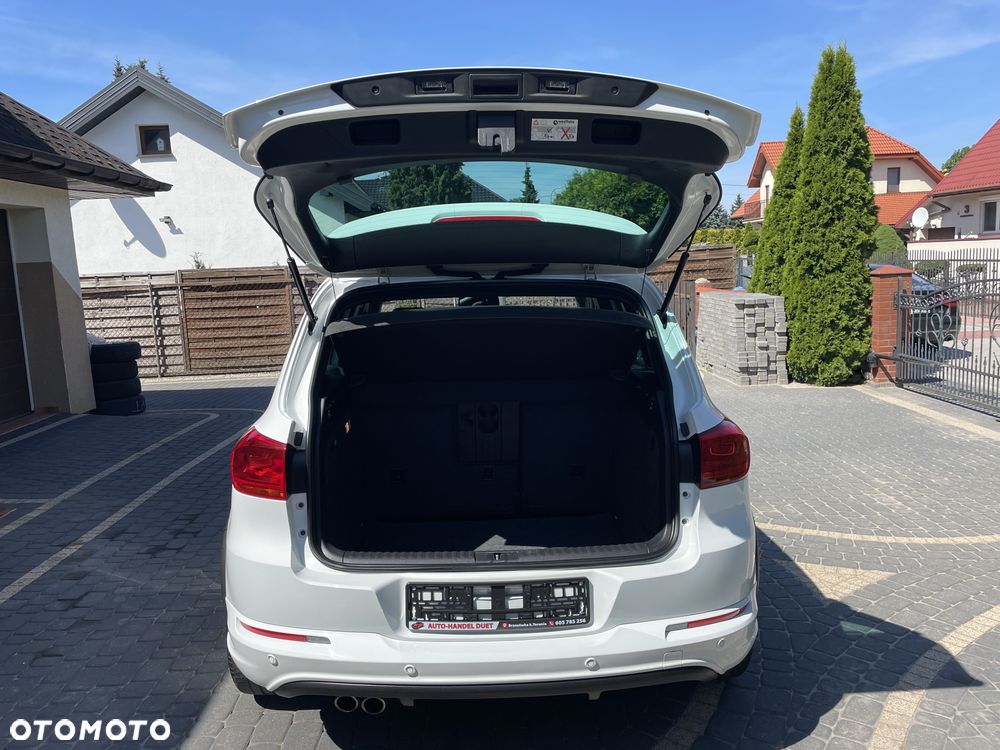 Volkswagen Tiguan 2.0 TDI DPF 4Motion BlueMotion Technology Sport & Style - 26