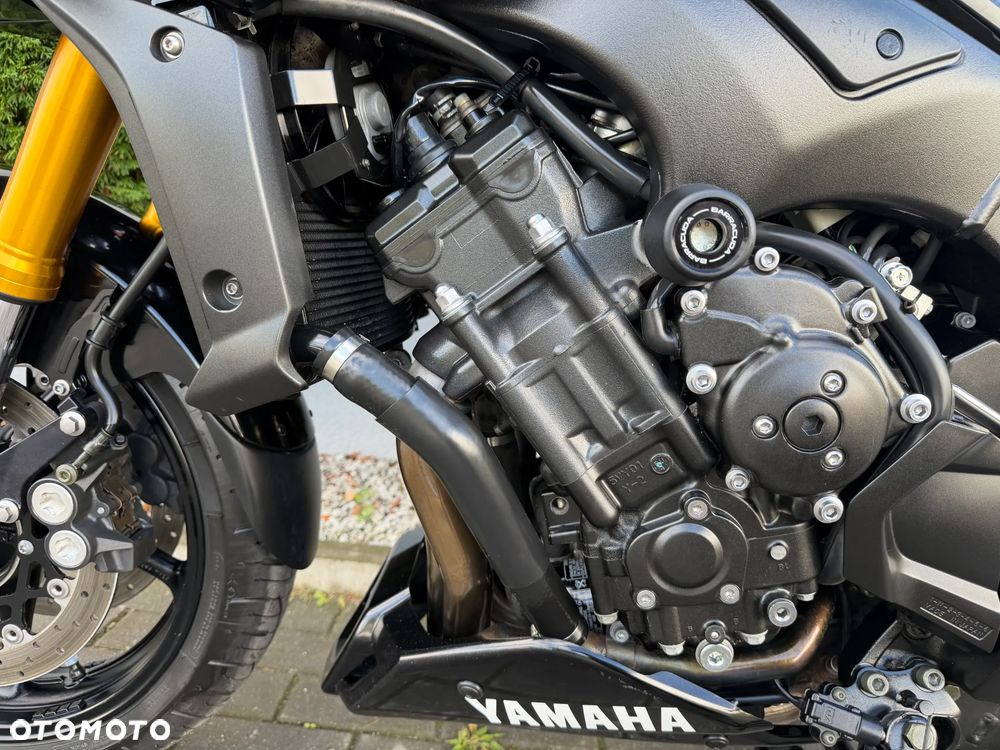 Yamaha FZ - 35
