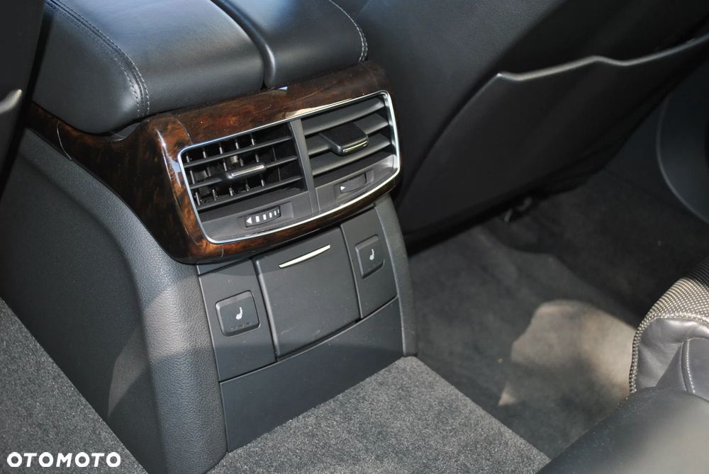 Audi A8 - 19