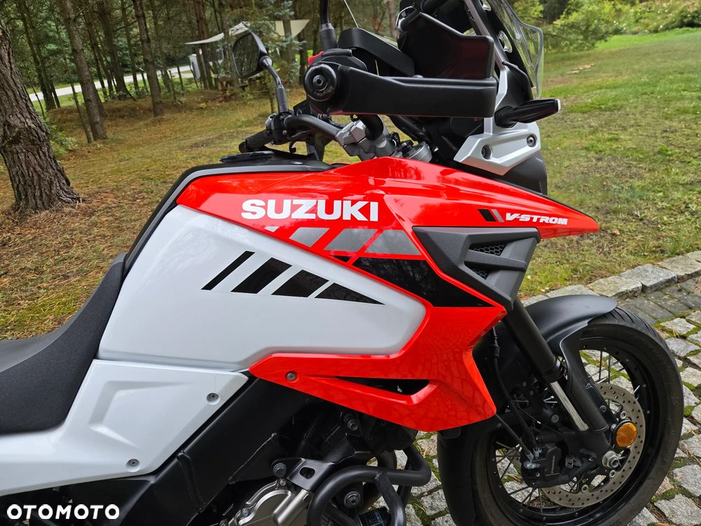 Suzuki V-STROM - 23