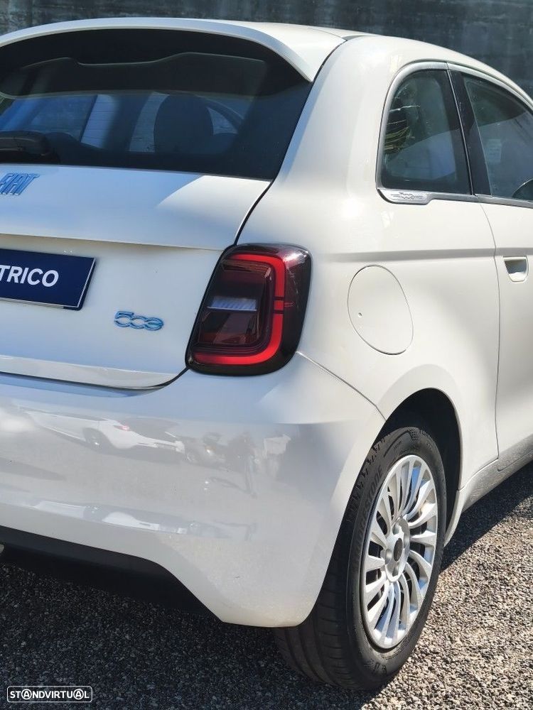 Fiat 500e Action - 27