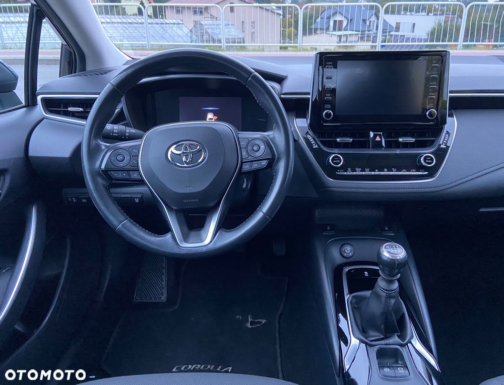 Toyota Corolla 1.5 Comfort - 23