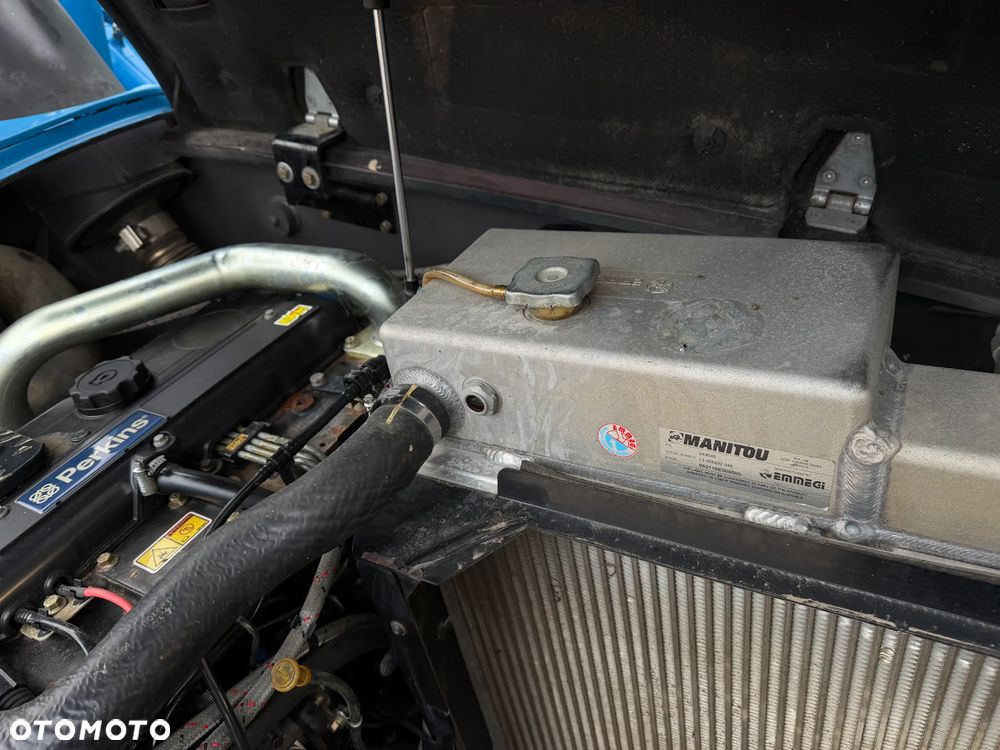 Manitou MT932 Ładowarka Teleskopowa dźwig wózek 9m. UDŹWIG 3,2 tony. Przebieg 2760 MTG jak Nowa z SALONU 2014rok z Norwegii z Gospodarstwa rolnego. Silnik PERKINS 100km. Serwisy w Dekra! Widły i łyżka. Ani deka luzu czy wycieku. OKAZJA! Jazda REWERS + 4 biegi. Skręt 3 tryby. - 40