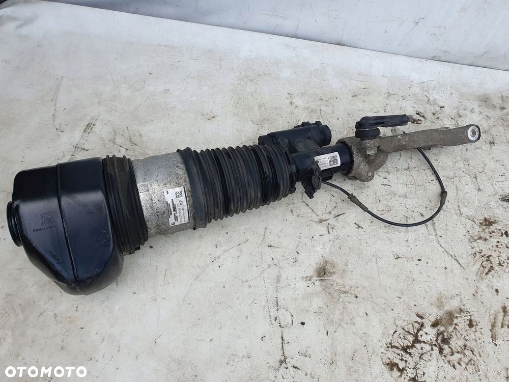 amortyzator prawy przód BMW 7 G11 3.0d - 3