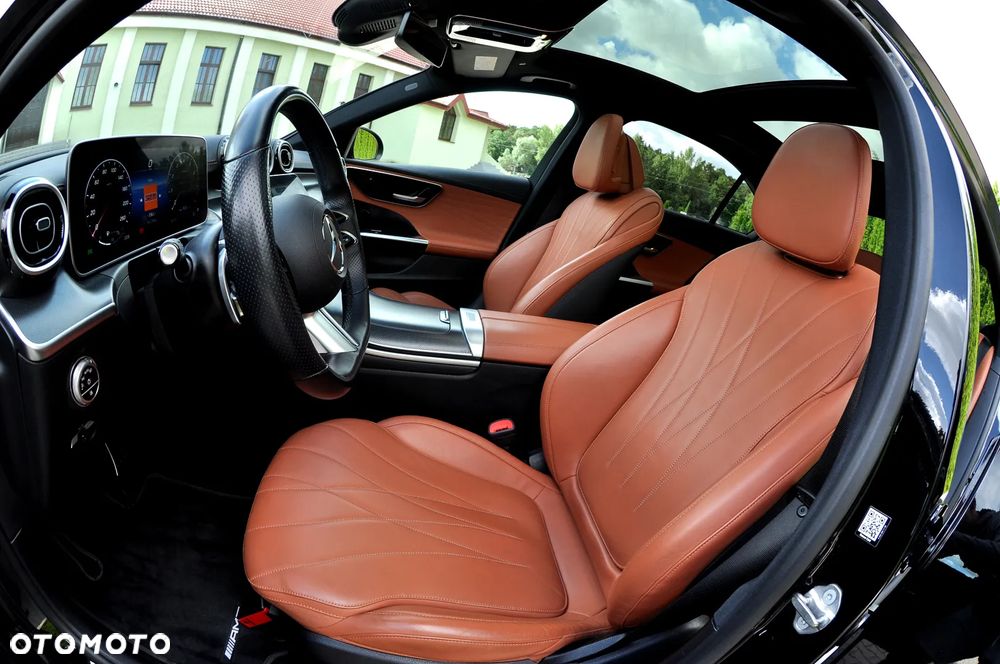 Mercedes-Benz Klasa C 300 4MATIC 9G-TRONIC - 24