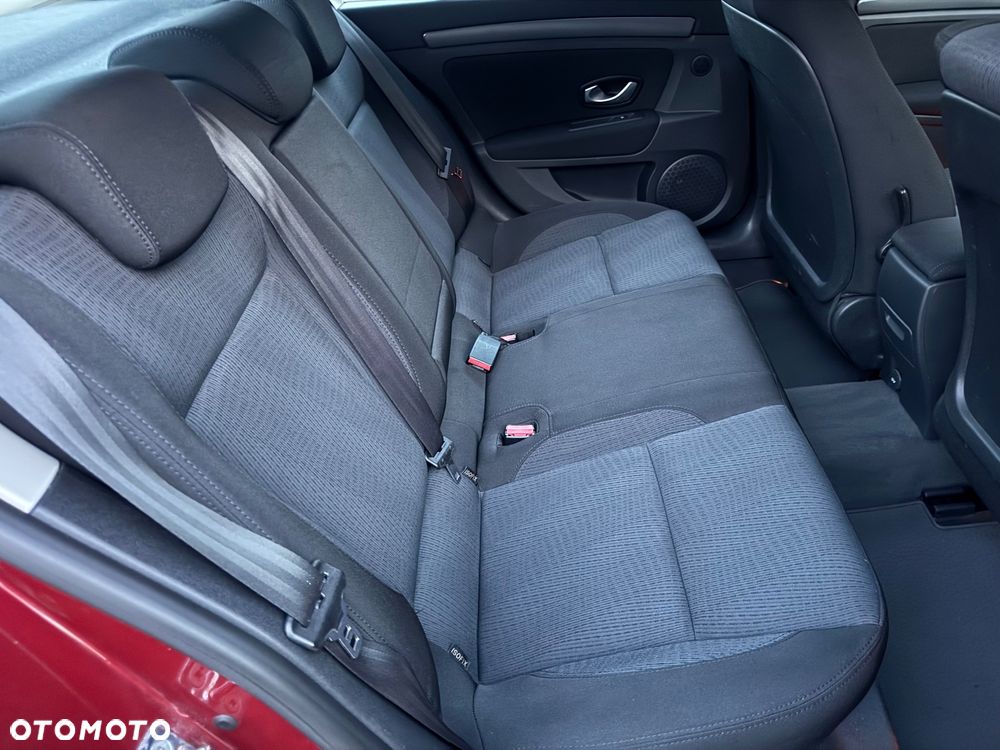 Renault Laguna 1.6 16V 110 Expression - 25