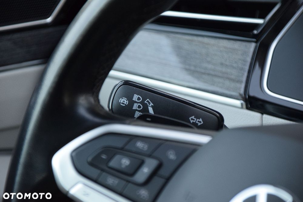 Volkswagen Passat 2.0 TDI 4Mot Elegance DSG - 33