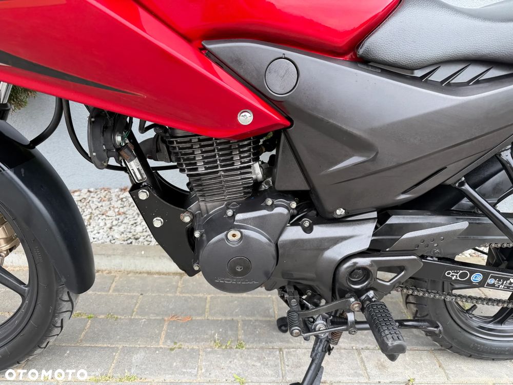 Honda CBF - 28