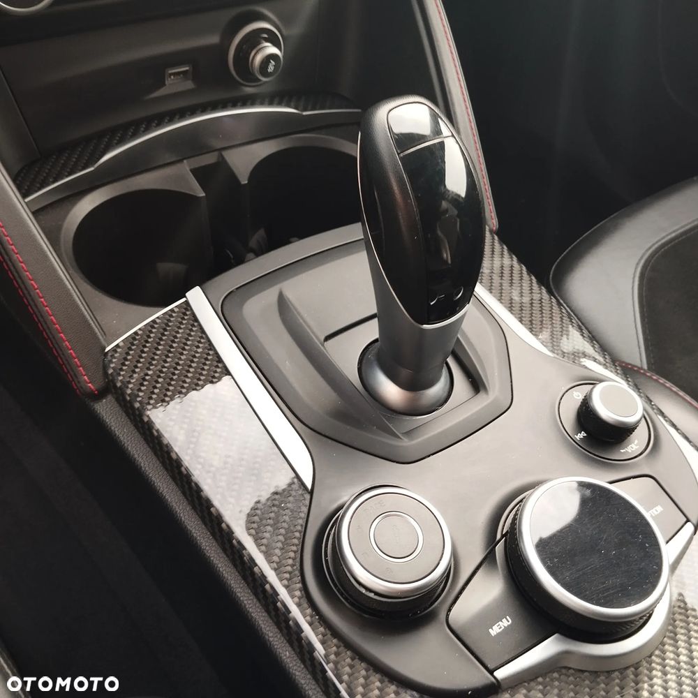 Alfa Romeo Stelvio 2.9 V6 Bi-Turbo Quadrifoglio Q4 - 21