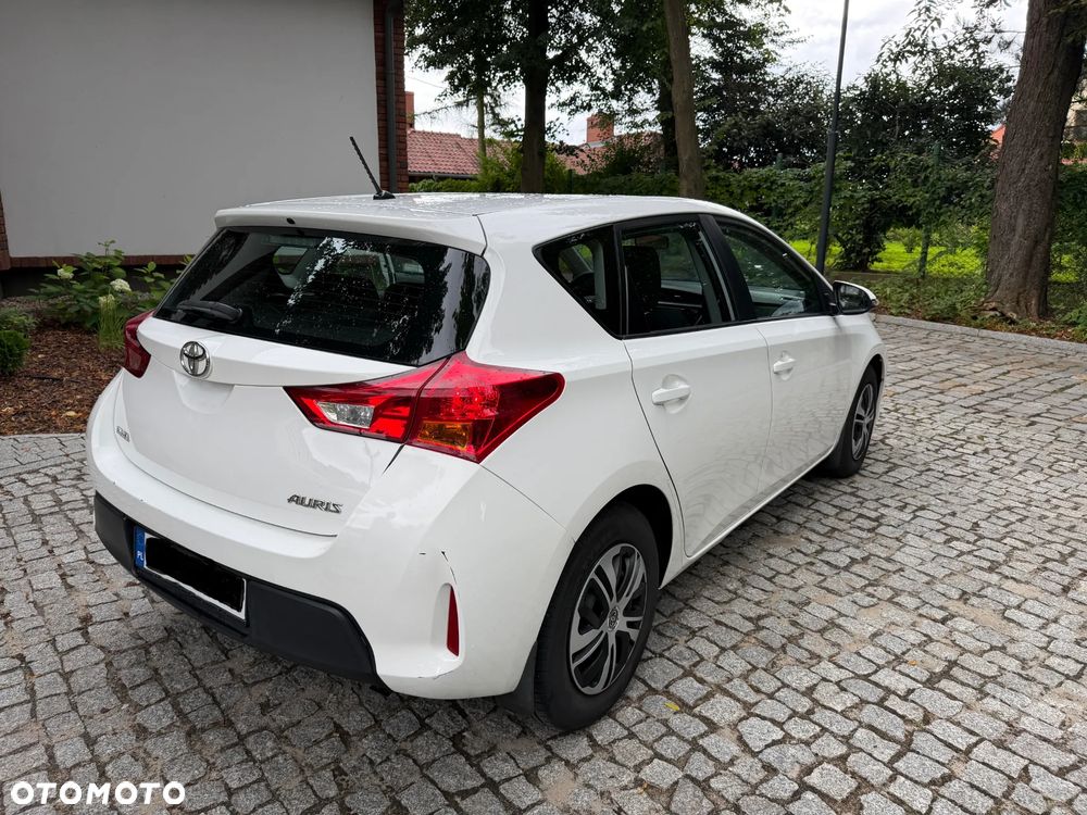Toyota Auris 1.4 D-4D Active - 3