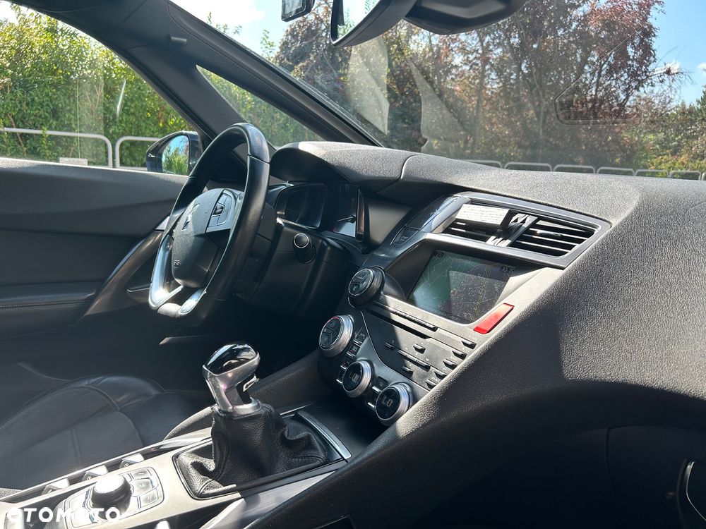 Citroën DS5 2.0 HDi SoChic - 8