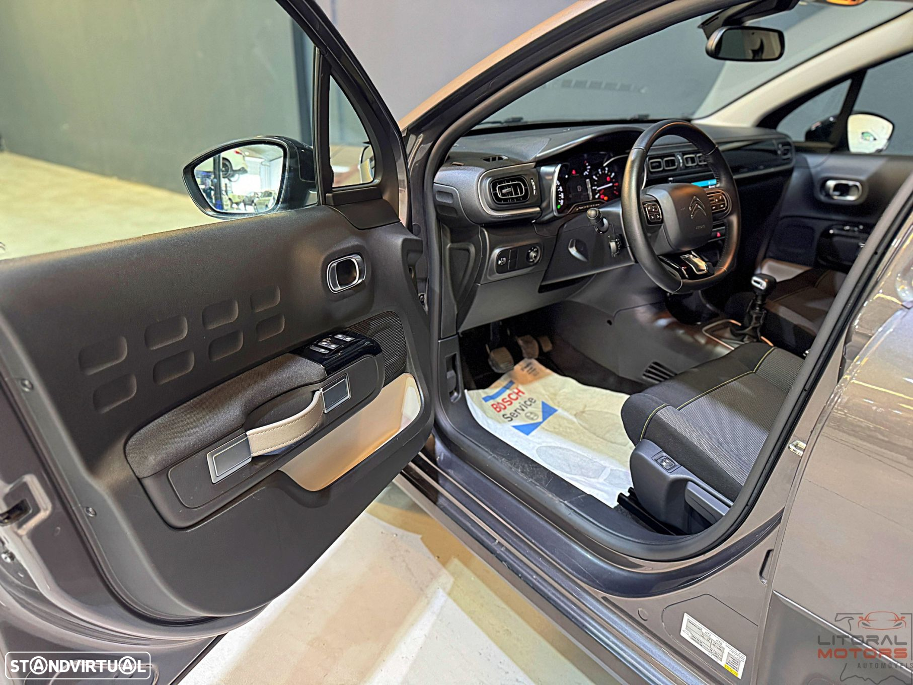 Citroën C3 1.2 PureTech Shine Pack - 13