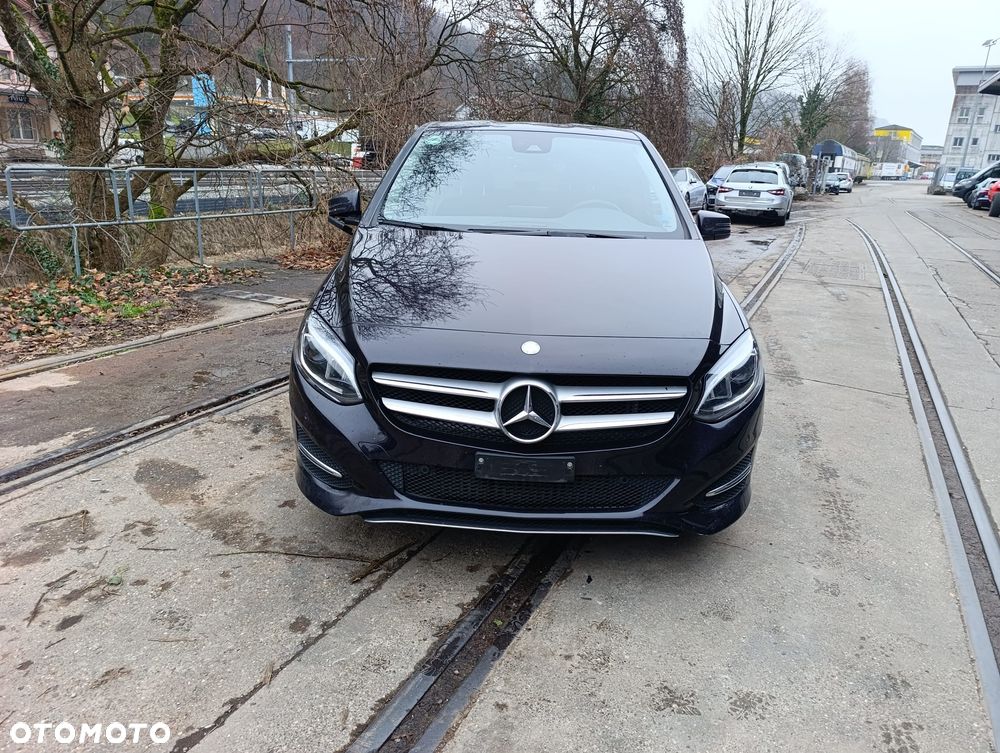 Mercedes-Benz Klasa B 250 4Matic 7G-DCT - 8