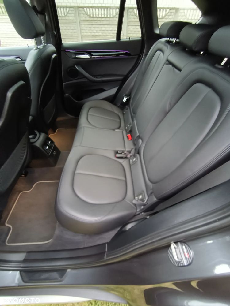 BMW X1 xDrive25i GPF xLine sport - 19