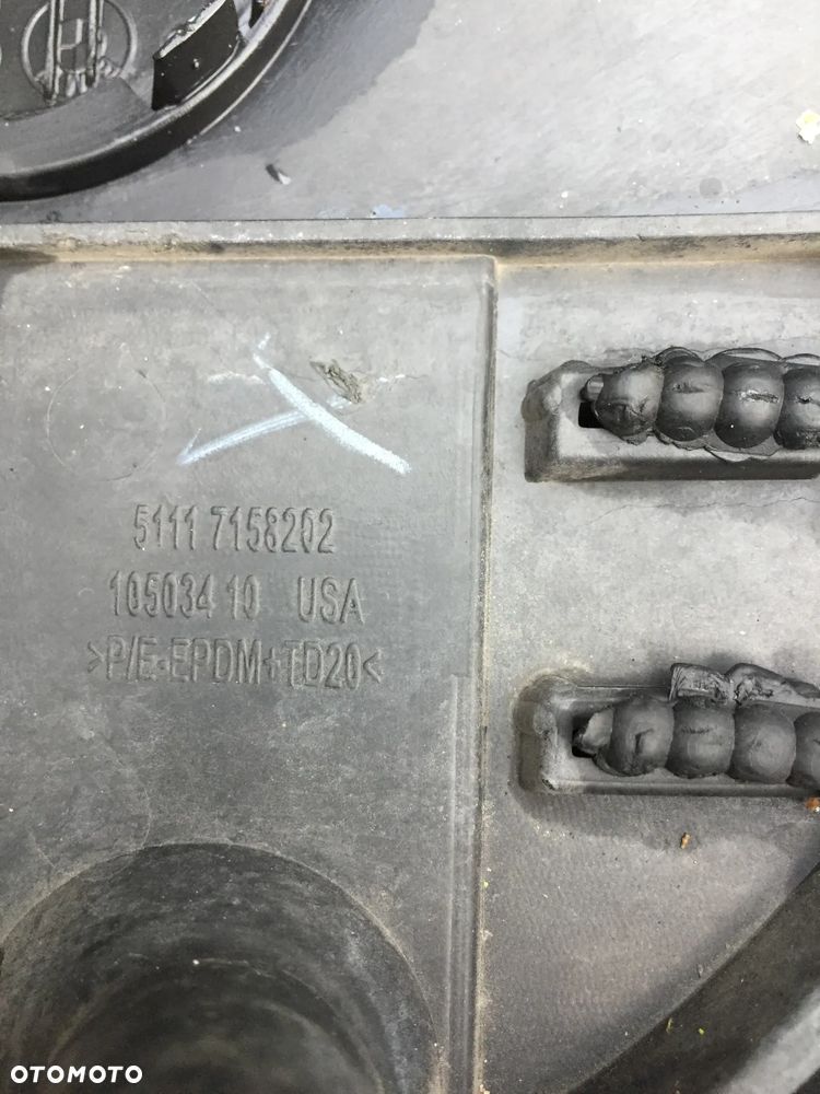 ZDERZAK Przedni Wlot powietrza - BMW X5 E70 - 5111 7158202 - 5