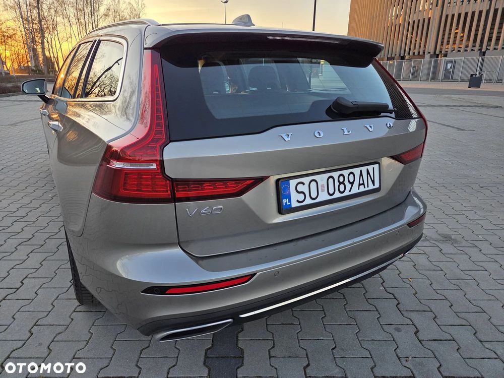 Volvo V60 T6 AWD Recharge Geartronic Inscription Expression - 10