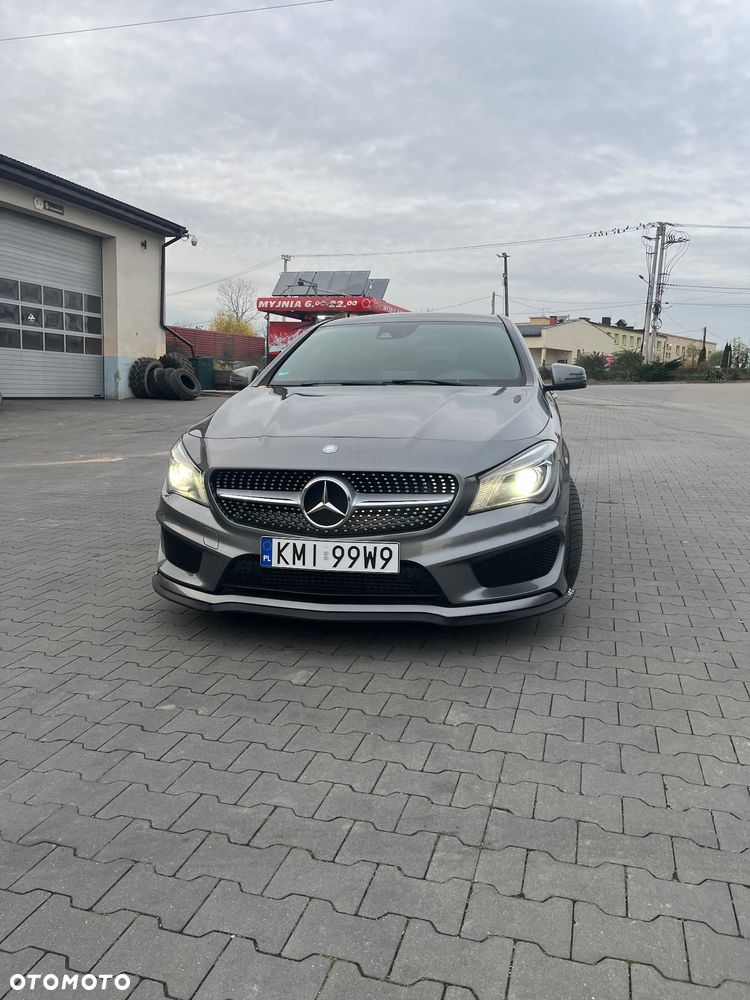 Mercedes-Benz CLA Shooting Brake 250 AMG Line - 1