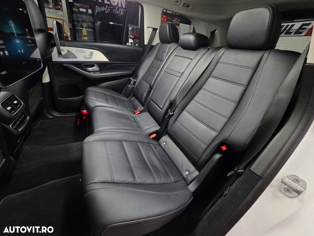 Mercedes-Benz GLS - 29