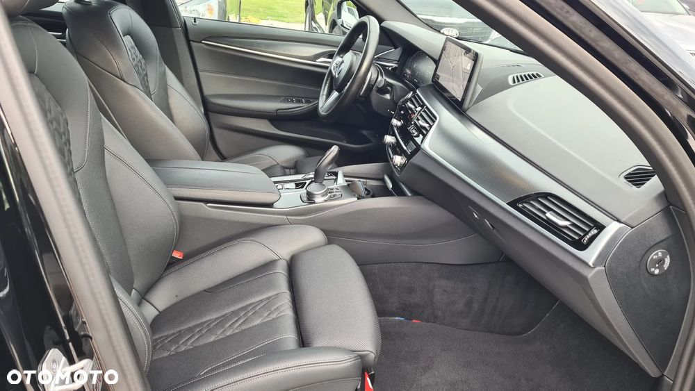 BMW Seria 5 520d mHEV M Sport sport - 36