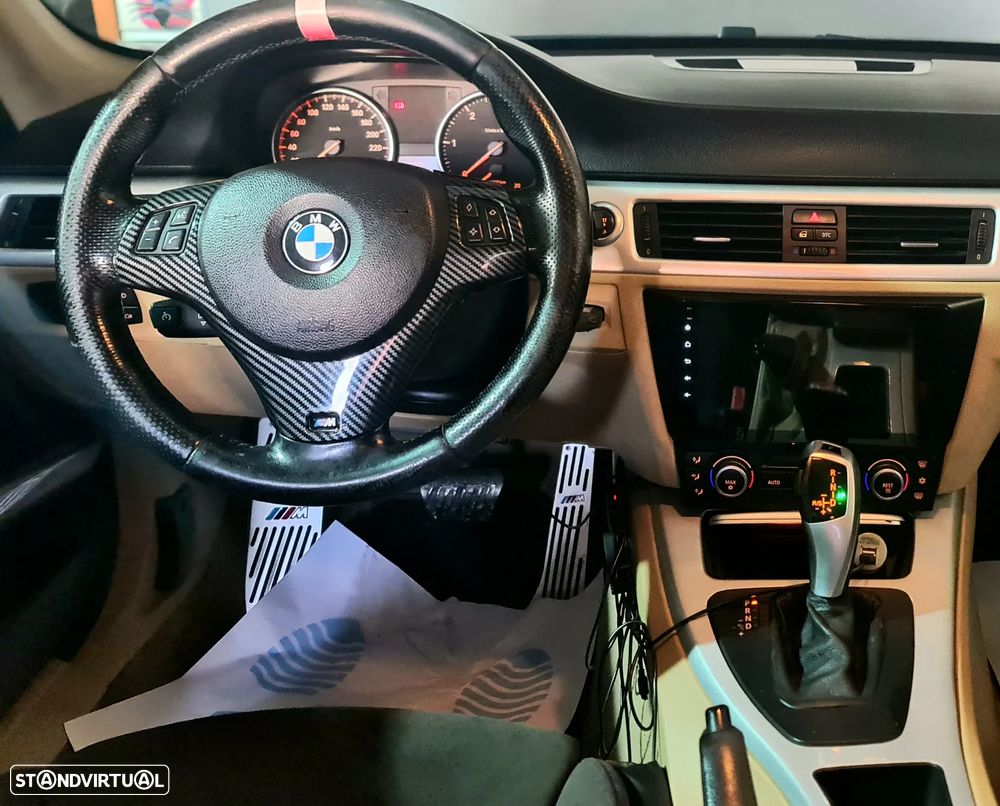 BMW 320 d Sport Auto - 21