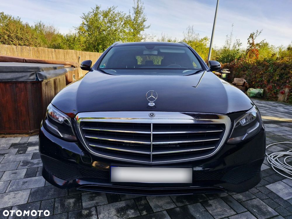 Mercedes-Benz Klasa E 200 d 9G-TRONIC - 4