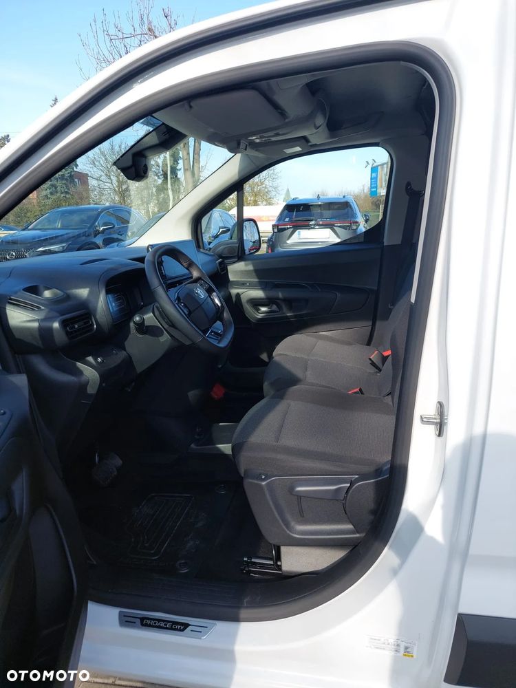 Toyota Proace City EV - 10