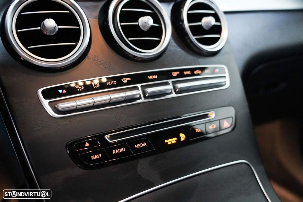 Mercedes-Benz GLC 220 d 4Matic 9G-TRONIC - 16